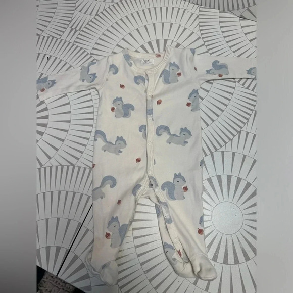 Tun Tun Infant Long Sleeve Snap Romper Size Newborn Blue Squirrels - Picture 1 of 4